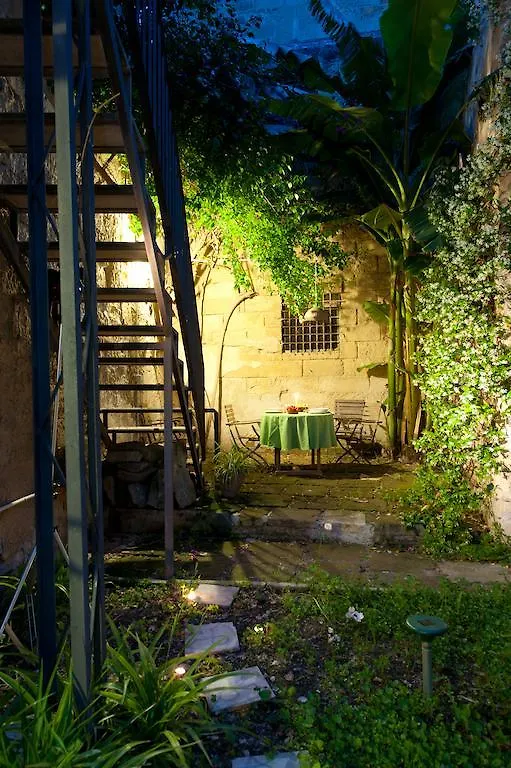 Casa D'Artista Suite & Garden Lecce 0*,